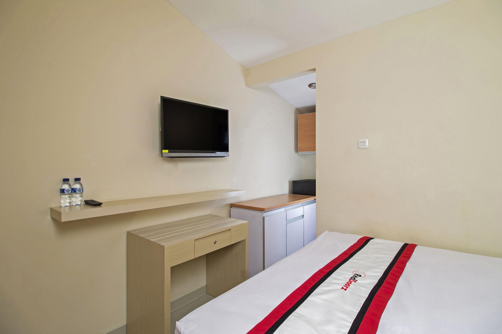 Reddoorz Plus @ Setiabudi Tengah Jakarta Exterior photo