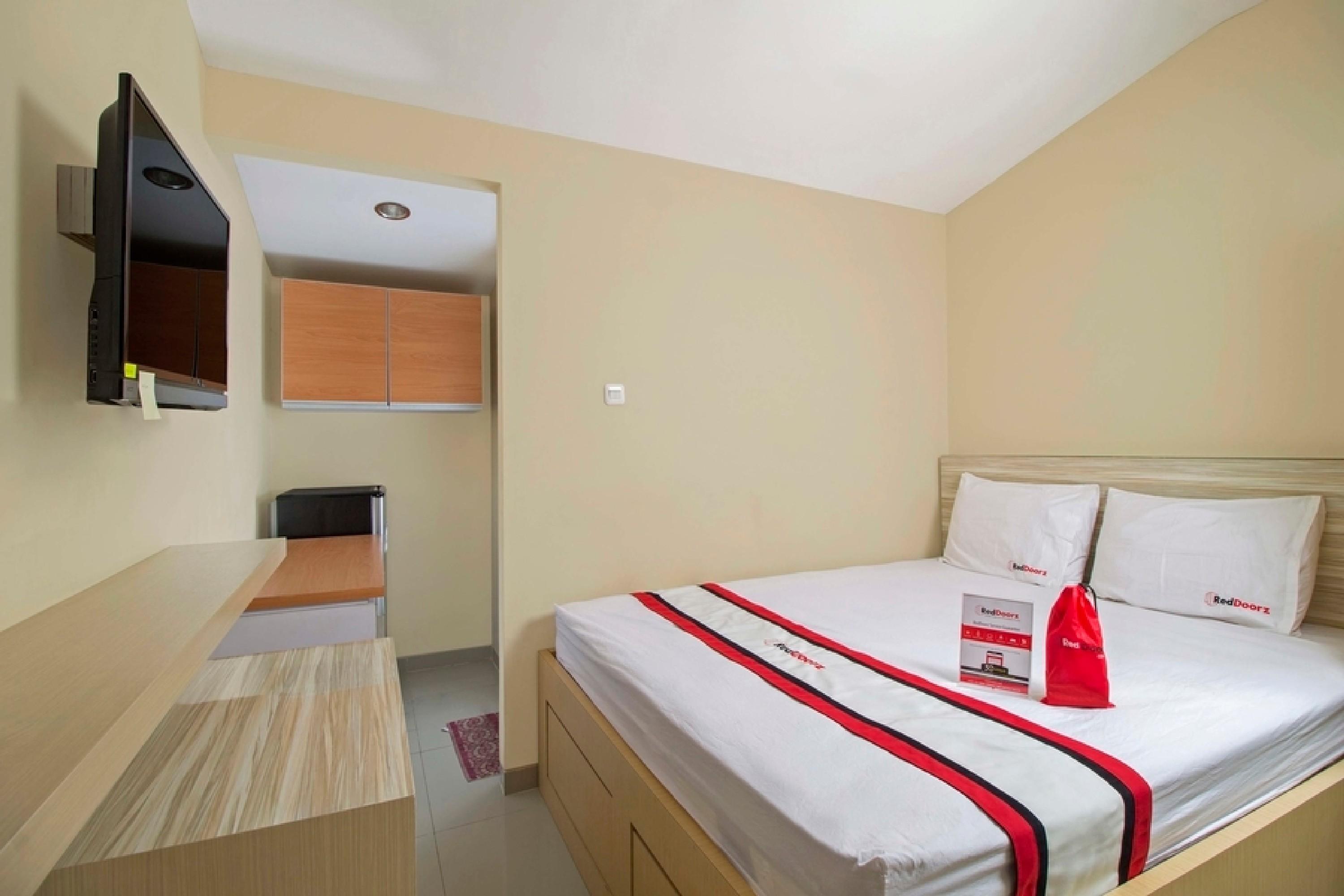 Reddoorz Plus @ Setiabudi Tengah Jakarta Exterior photo